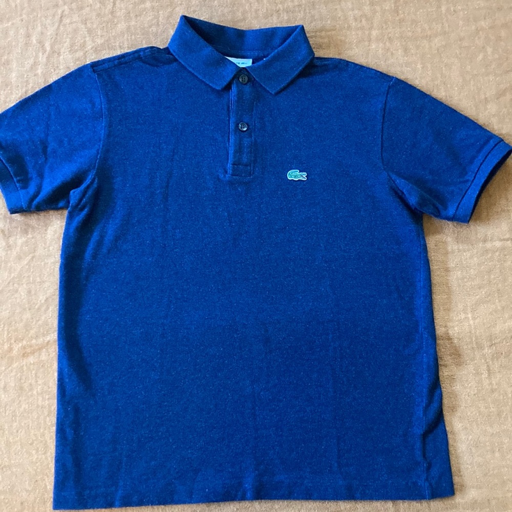 Lacoste top